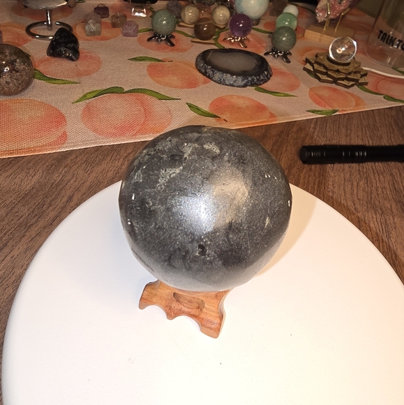 Amethyst agate crystal cluster pac man spehere - Picture 4 of 5